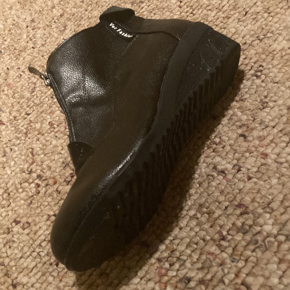 Zip up booties - Picture 9 of 9